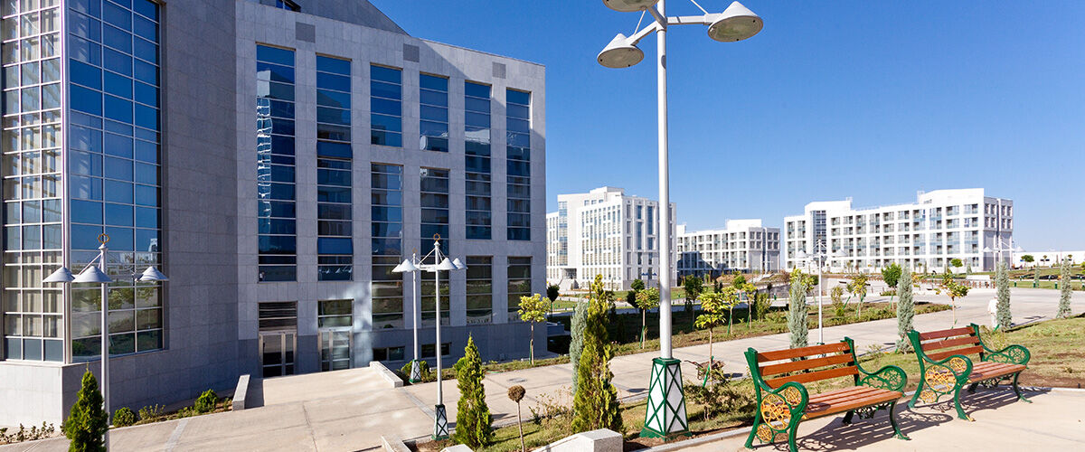 uluslararasi-petrol-ve-gaz-universitesi-galeri-3